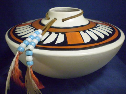 Pot, Native American style, tasseled with cord hav